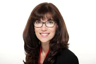 JConnelly_interviews_Deirdre_Breakenridge_social_media_expert_author_influencer_and_blogger_.jpg