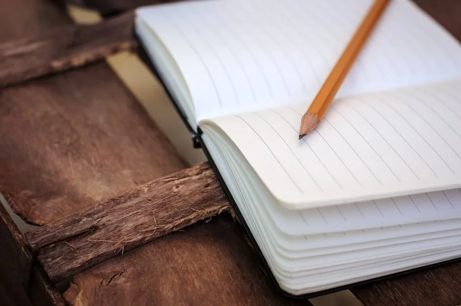 Roundup of top blogs from JConnelly gives important communications tips.jpg