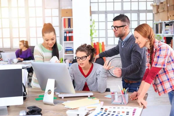 Give clear and descriptive feedback when critiquing your designer’s work.jpg